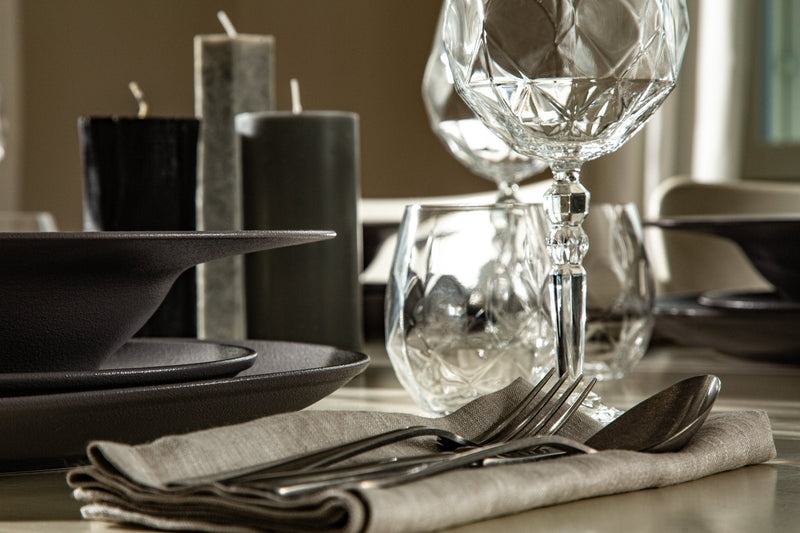 GRAPHITE CRYSTAL Tabletop set | 4 place settings | 32 items included